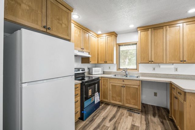 2583 County Road F E, White Bear Twp, MN 55110