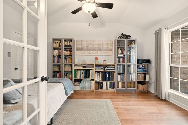 60 W Twinberry Place, The Woodlands, TX 77381