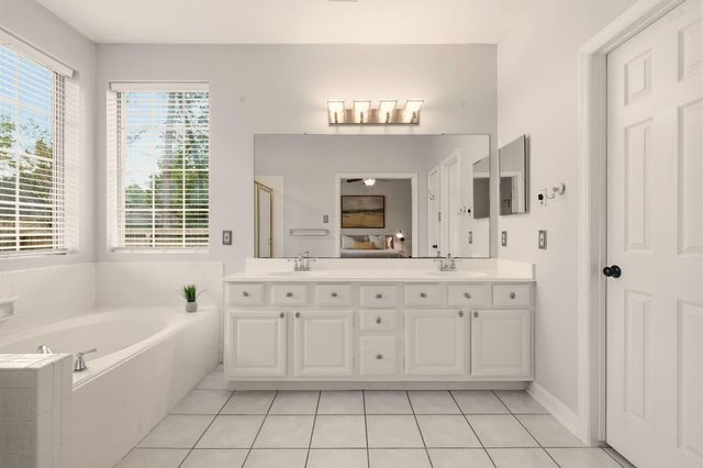 60 W Twinberry Place, The Woodlands, TX 77381