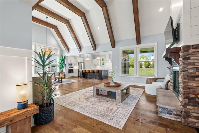 2190 Broadway St, Nolensville, TN 37135