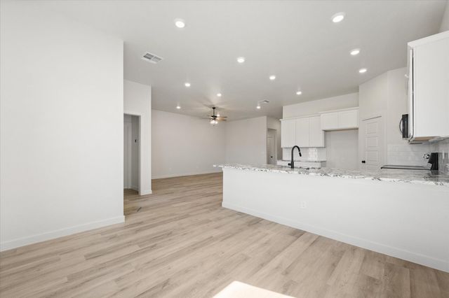 7008 16th Street, Lubbock, TX 79416