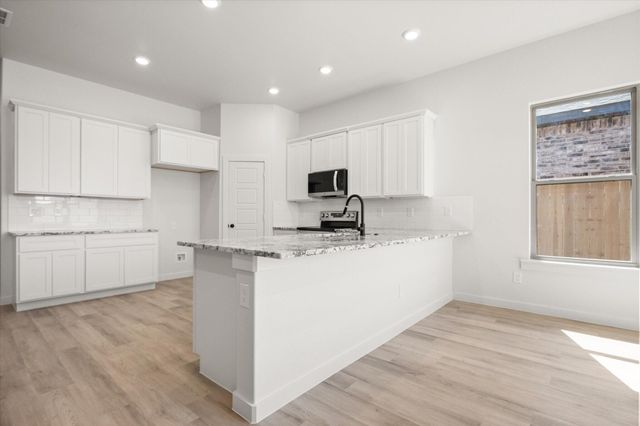 7008 16th Street, Lubbock, TX 79416
