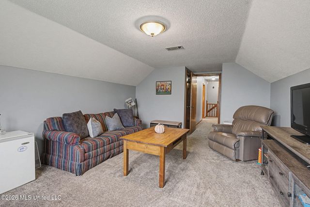 7630 Whitten Hill Drive, Olive Branch, MS 38654