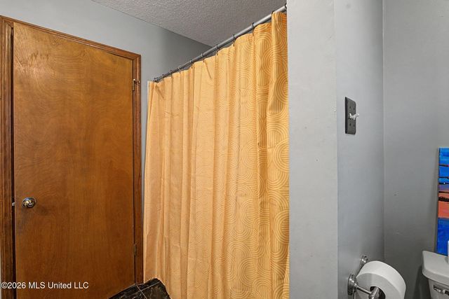 7630 Whitten Hill Drive, Olive Branch, MS 38654