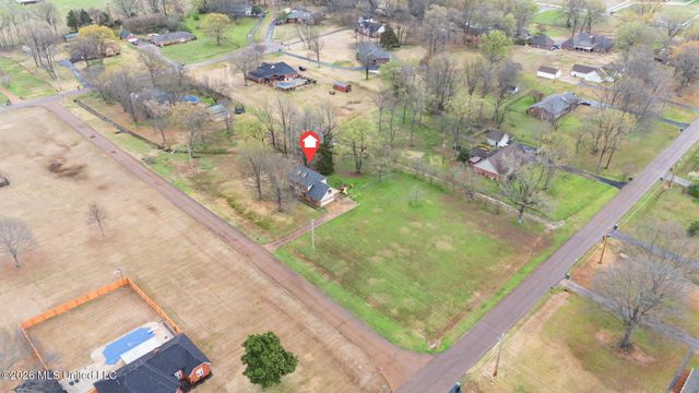 7630 Whitten Hill Drive, Olive Branch, MS 38654
