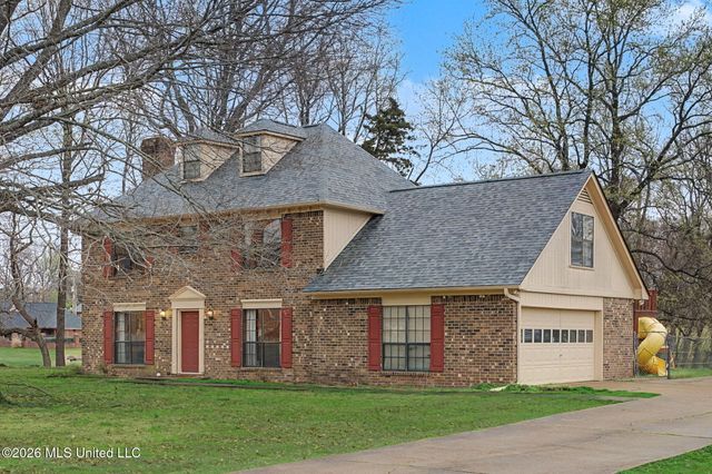 7630 Whitten Hill Drive, Olive Branch, MS 38654