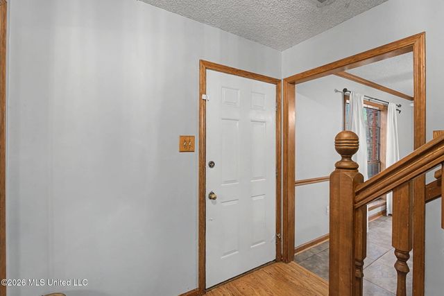 7630 Whitten Hill Drive, Olive Branch, MS 38654