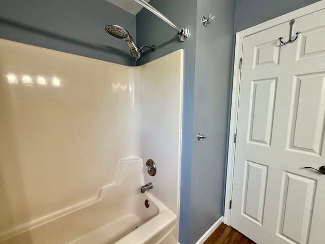 1102 Ravinia Court, Shorewood, IL 60404