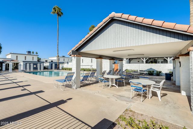 6142 N 13TH Street, Phoenix, AZ 85014