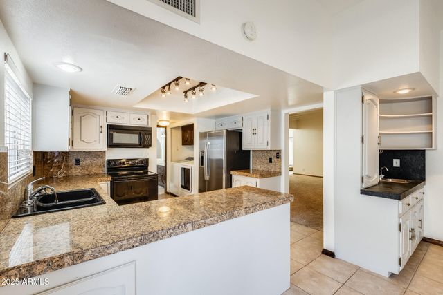 6142 N 13TH Street, Phoenix, AZ 85014