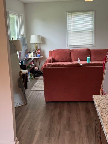 431 Charleston St N, Blacksburg, SC 29702