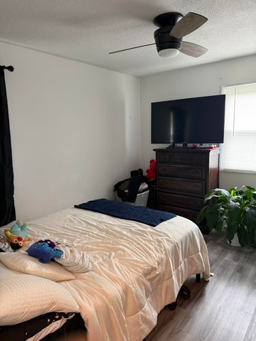 431 Charleston St N, Blacksburg, SC 29702
