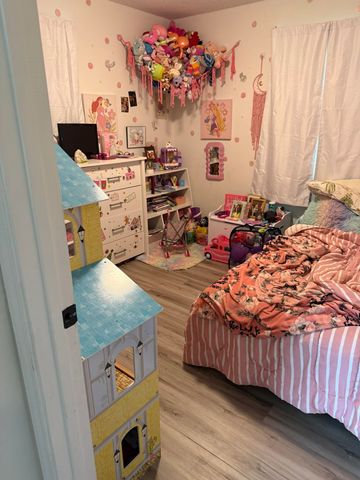 431 Charleston St N, Blacksburg, SC 29702