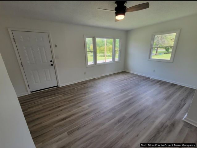 431 Charleston St N, Blacksburg, SC 29702