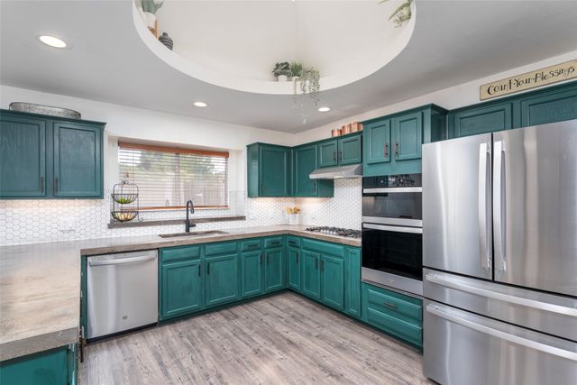 2802 Garden Oaks Place, Grand Prairie, TX 75052