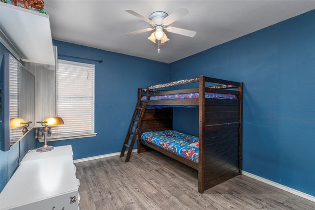 2802 Garden Oaks Place, Grand Prairie, TX 75052