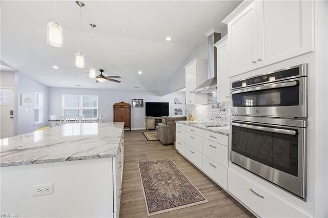 123 Brightwood TER, Yorktown, VA 23690