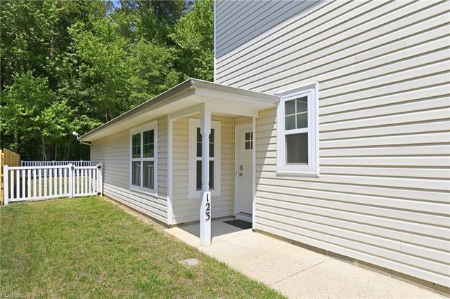123 Brightwood TER, Yorktown, VA 23690