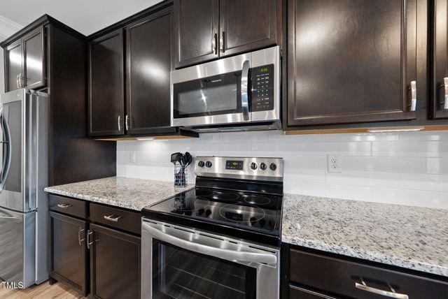 521 Lionheart Lane, Sanford, NC 27330