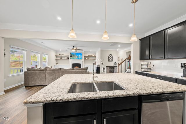 521 Lionheart Lane, Sanford, NC 27330