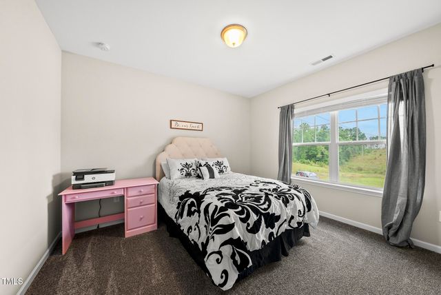 521 Lionheart Lane, Sanford, NC 27330