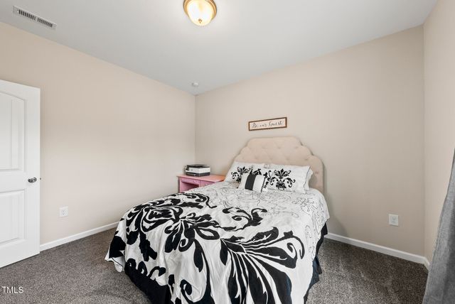 521 Lionheart Lane, Sanford, NC 27330