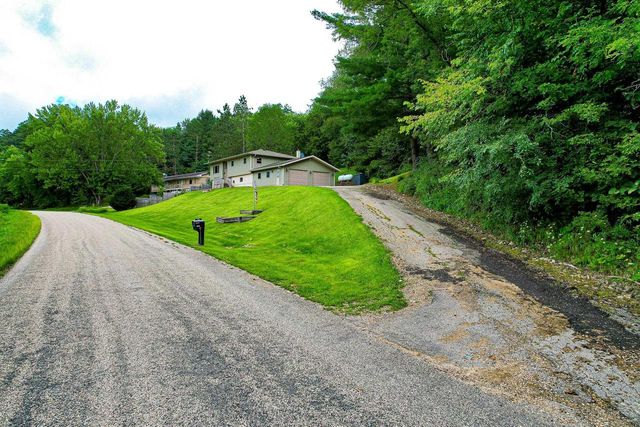 11828 Fairway Road, Sparta, WI 54656