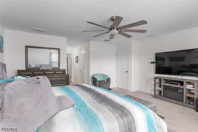 10638 Timber Creek DR, Fort Myers, FL 33913