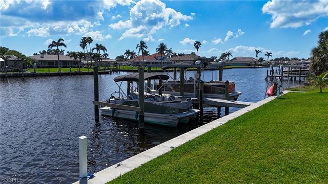 316 Tudor DR 1-2, Cape Coral, FL 33904