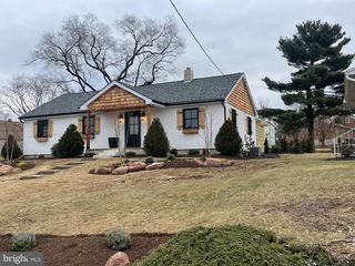 803 FRITZ AVE, Reading, PA 19607