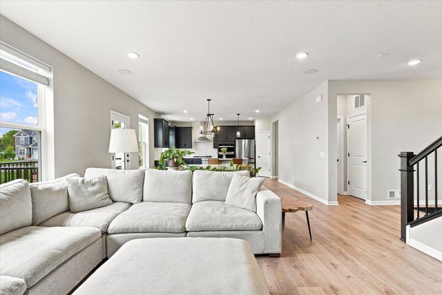 4949 Obsidian Way, Victoria, MN 55386