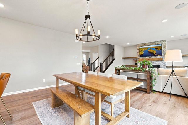 4949 Obsidian Way, Victoria, MN 55386