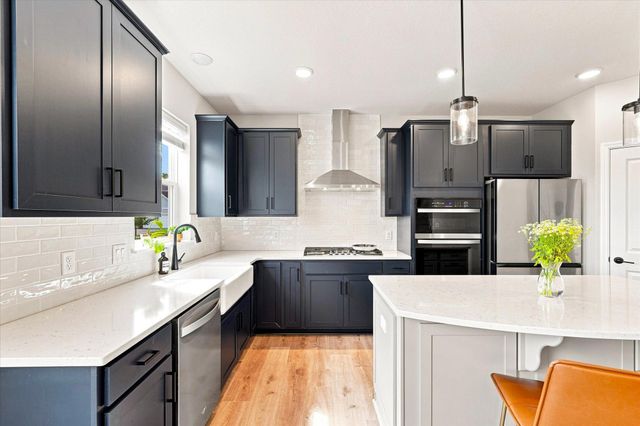 4949 Obsidian Way, Victoria, MN 55386