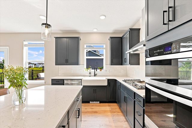 4949 Obsidian Way, Victoria, MN 55386