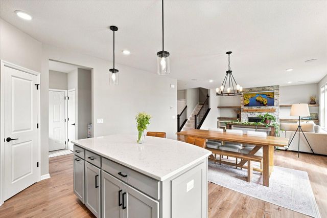 4949 Obsidian Way, Victoria, MN 55386