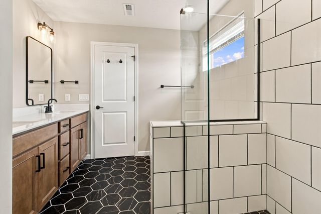 4949 Obsidian Way, Victoria, MN 55386