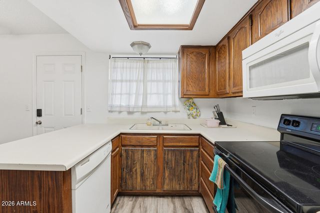 6610 W Kingston Lane, Glendale, AZ 85306