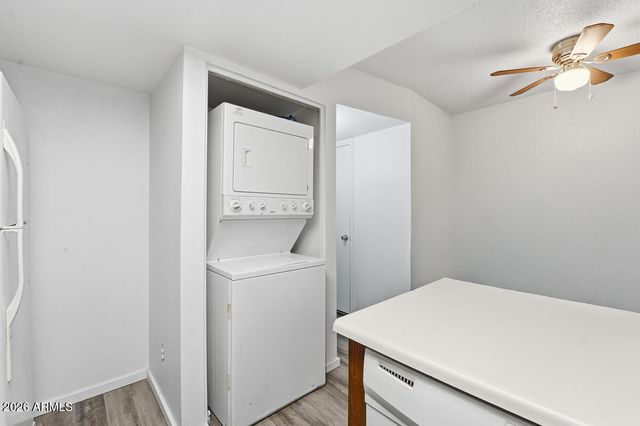 6610 W Kingston Lane, Glendale, AZ 85306