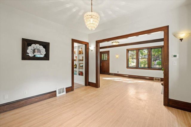 3620 15th Avenue S, Minneapolis, MN 55407