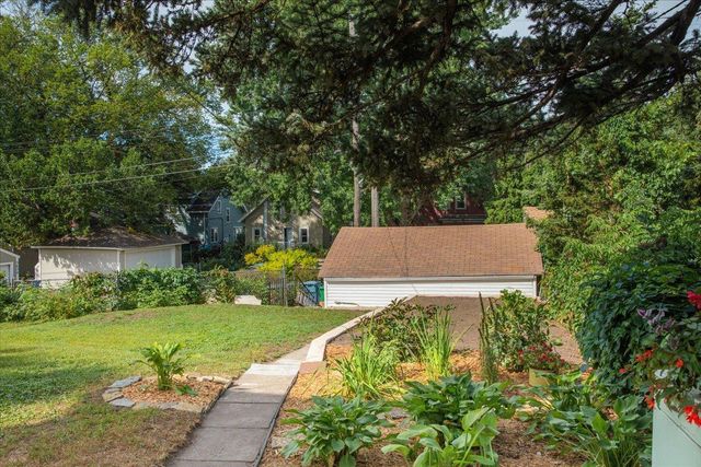3620 15th Avenue S, Minneapolis, MN 55407