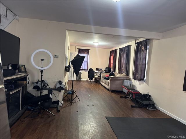 2431 Deerfield Road, Far Rockaway, NY 11691