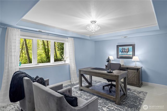 4145 Peregrine Point Way SE, Sammamish, WA 98075