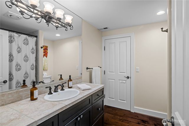 4145 Peregrine Point Way SE, Sammamish, WA 98075