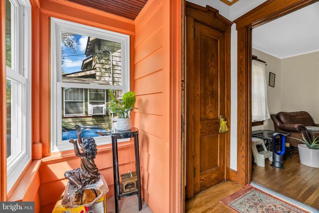 1281 LONGFELLOW AVE, Teaneck, NJ 07666