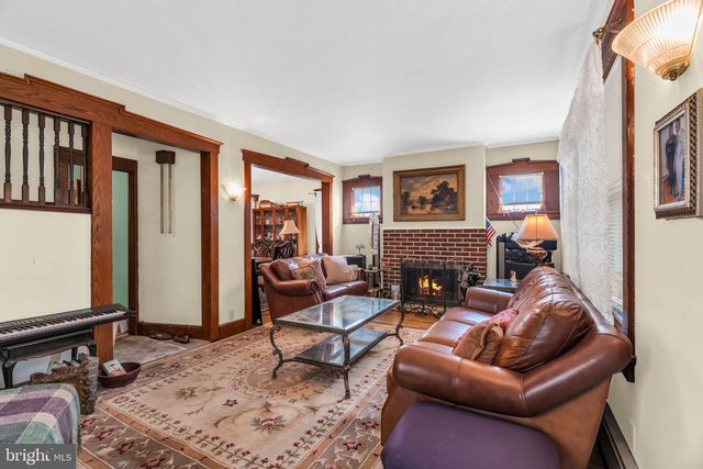1281 LONGFELLOW AVE, Teaneck, NJ 07666