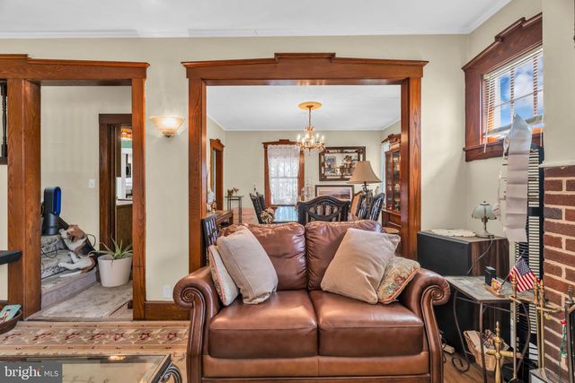 1281 LONGFELLOW AVE, Teaneck, NJ 07666