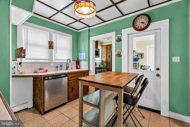 1281 LONGFELLOW AVE, Teaneck, NJ 07666