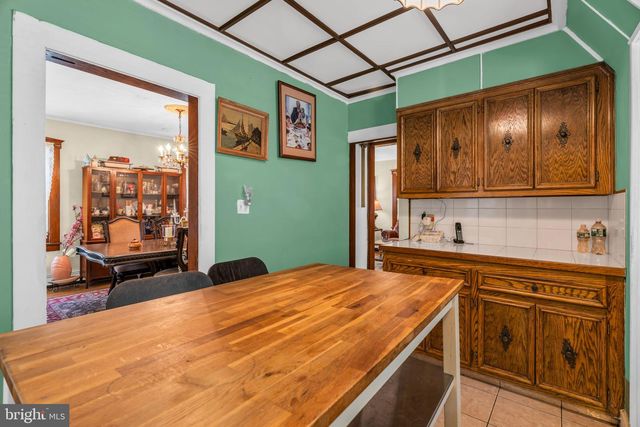1281 LONGFELLOW AVE, Teaneck, NJ 07666