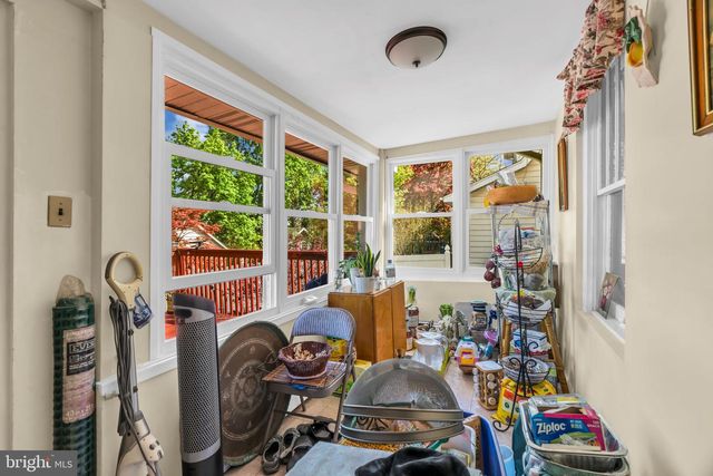1281 LONGFELLOW AVE, Teaneck, NJ 07666