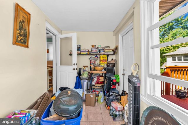 1281 LONGFELLOW AVE, Teaneck, NJ 07666